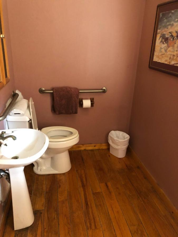 Smokies Bed And Breakfast - Evergreen Cottage Inn Pigeon Forge Extérieur photo