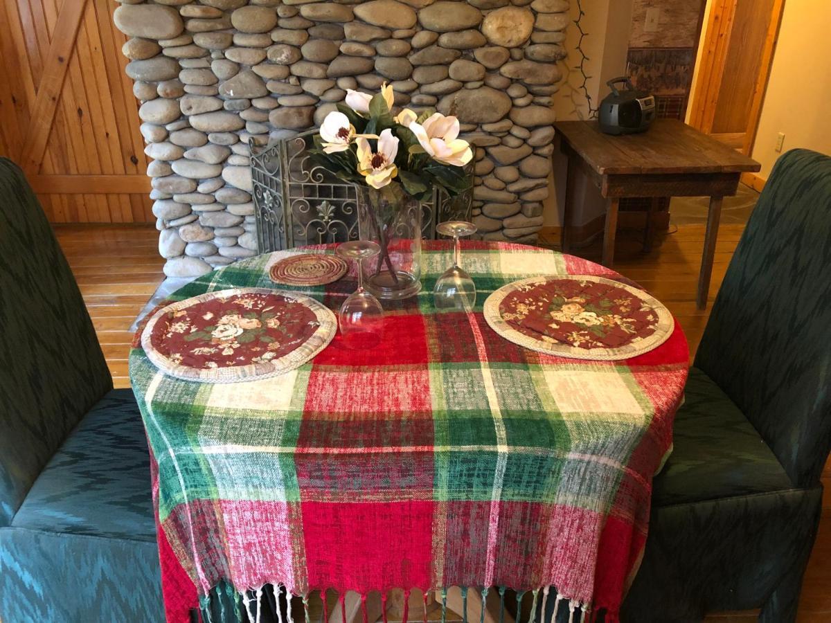 Smokies Bed And Breakfast - Evergreen Cottage Inn Pigeon Forge Extérieur photo